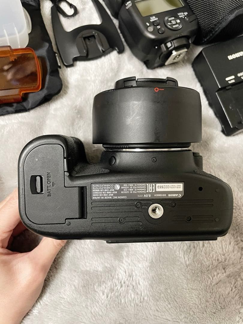 デジタルカメラ Canon EOS 6D Mark2