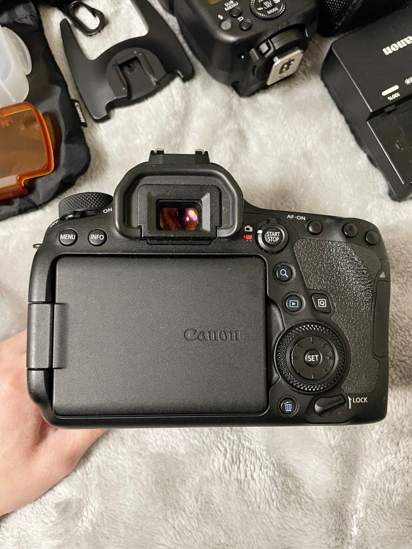 デジタルカメラ Canon EOS 6D Mark2