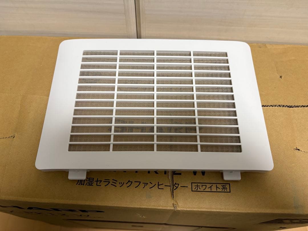 SHARP セラミックファンヒーター HX-PK12-W