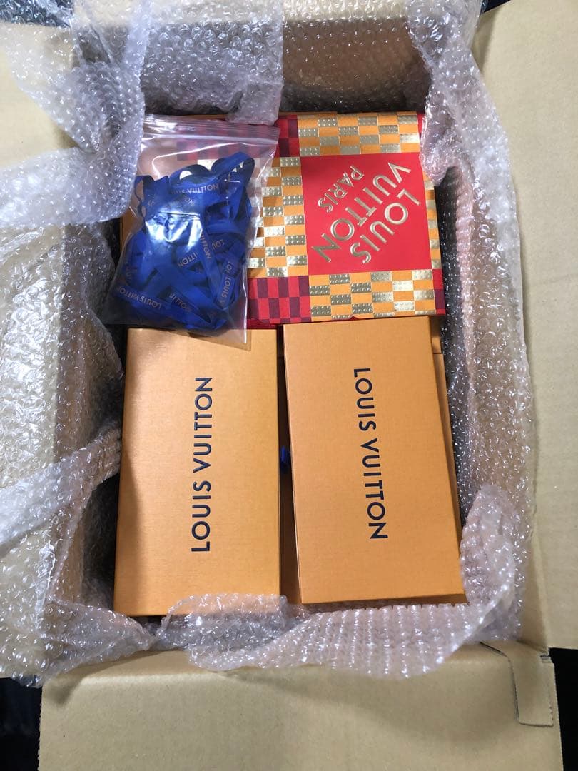 ルイヴィトン　財布箱　携帯ケース箱　20箱　リボン