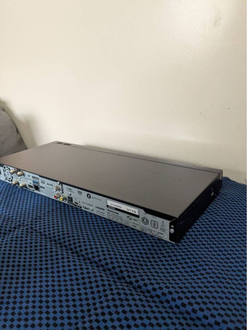 【16】Panasonic ブルーレイレコーダー リモコン付き