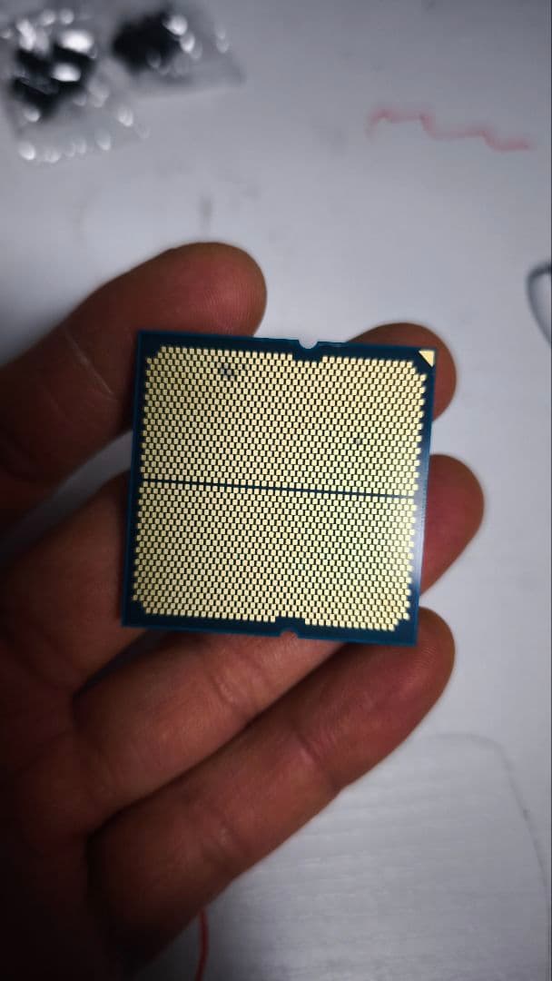 AMD Ryzen 5 9600X ジャンク