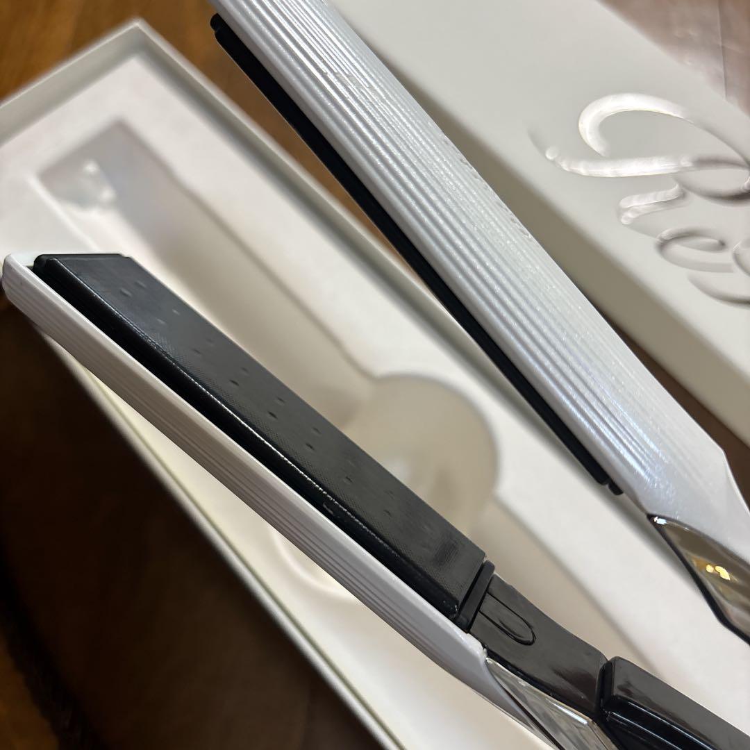 【箱・ギャランティカード付】リファ ストレートアイロン