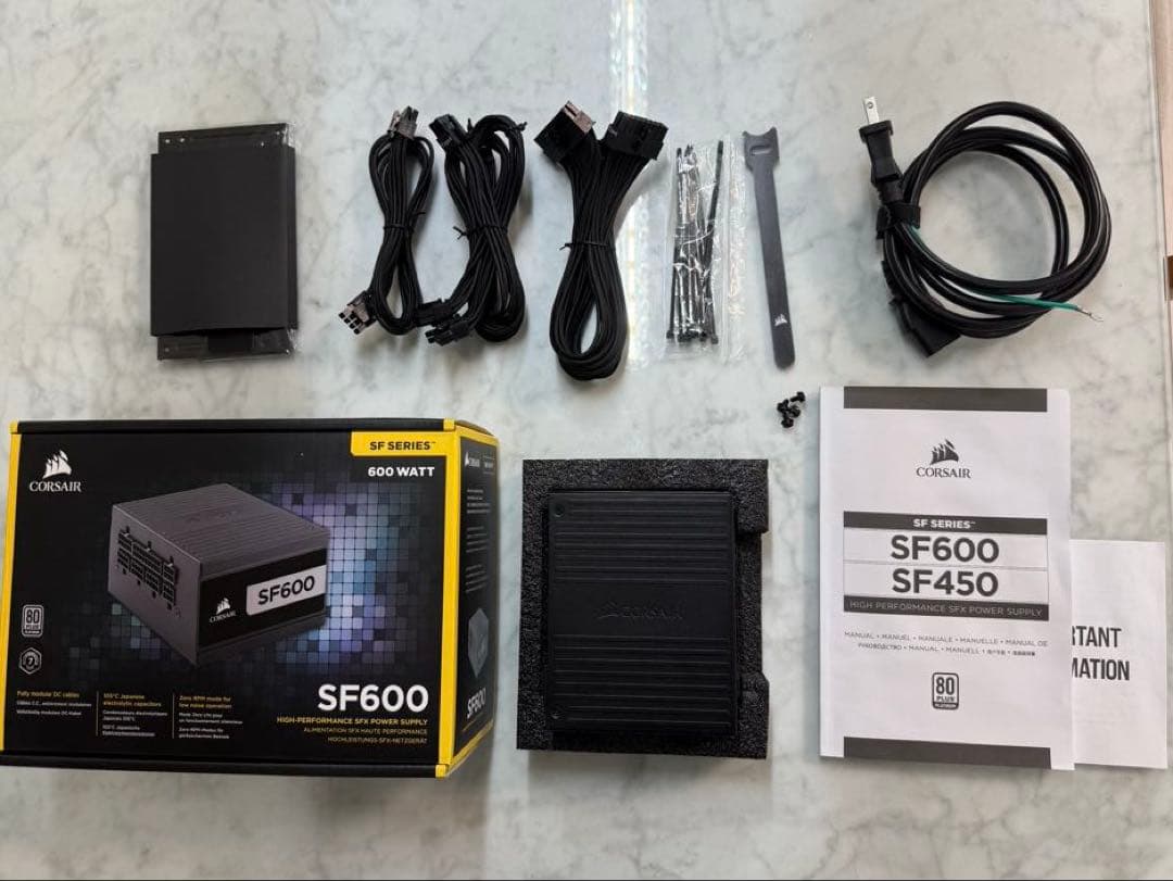 Corsair SF600 600W SFX電源ユニット　コルセアPSU