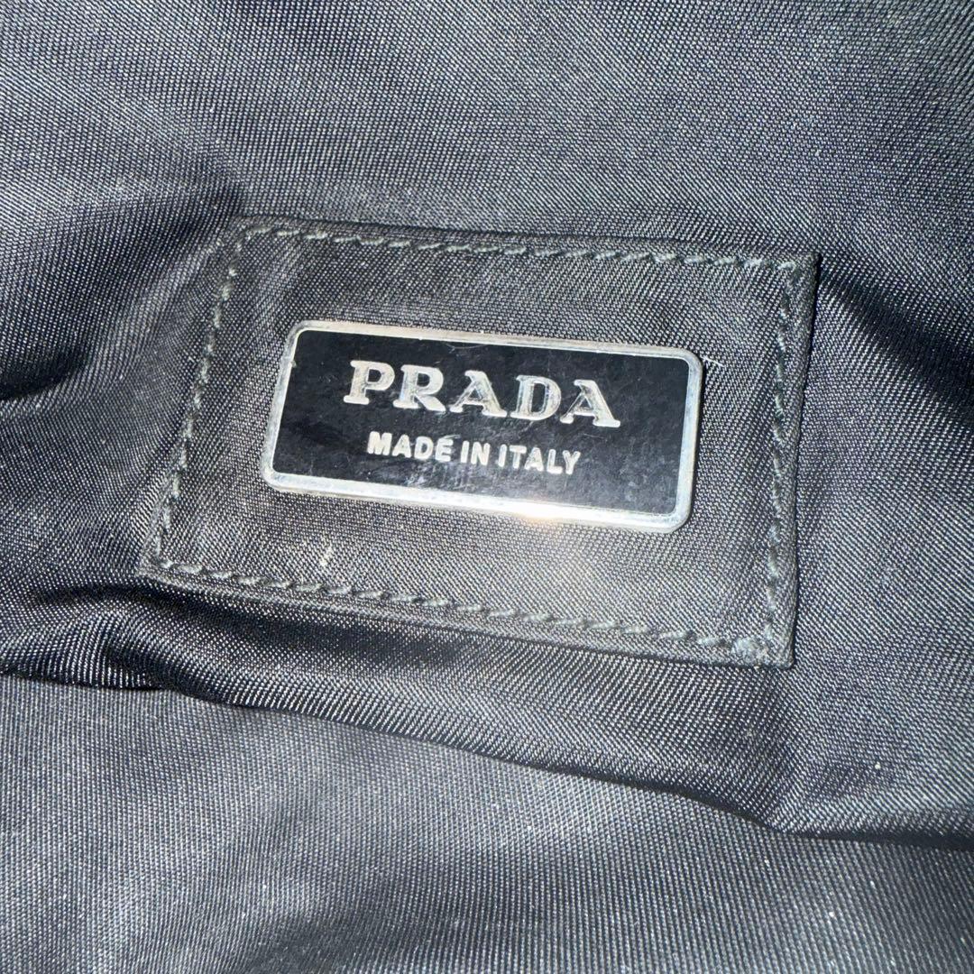 プラダ　ウエストポーチ　ボディバッグ　三角ロゴ　ブラック