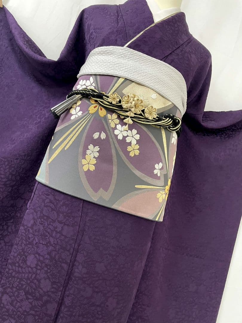 売約済み【Retoro -Modern】★★正絹　紋意匠　無地振袖単品★★