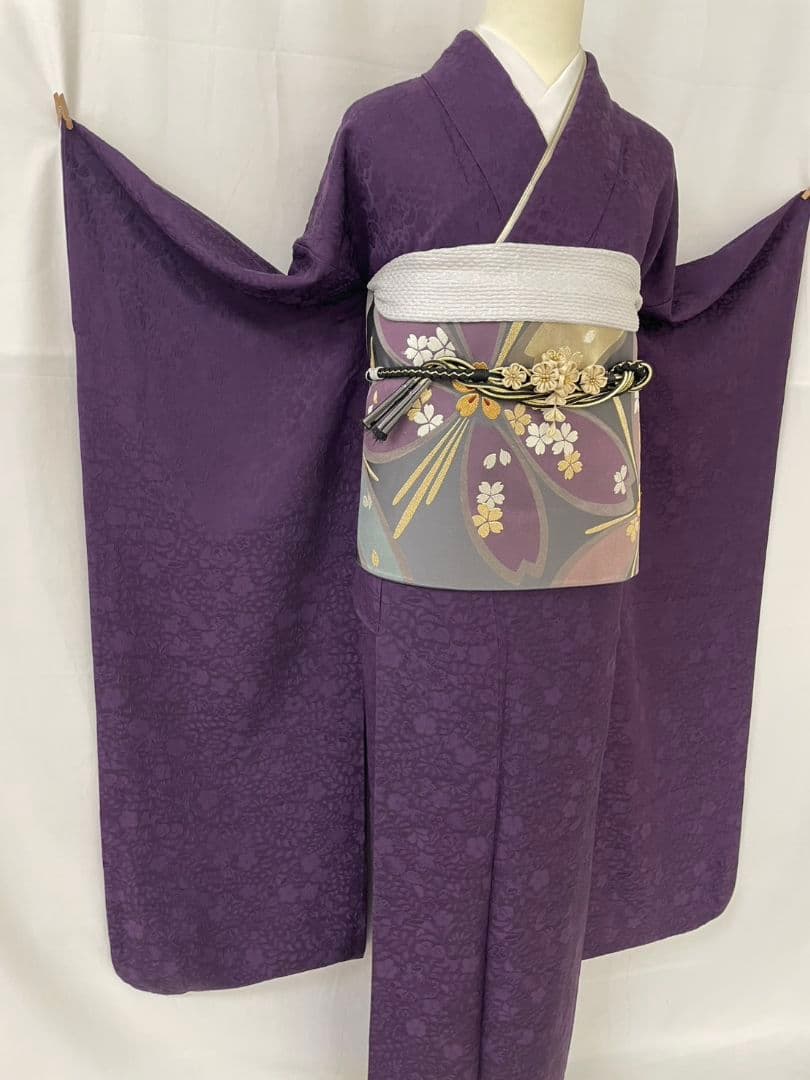 売約済み【Retoro -Modern】★★正絹　紋意匠　無地振袖単品★★