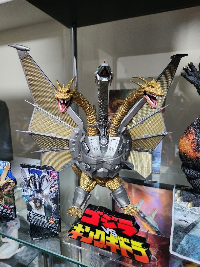 S.H.MonsterArtsメカキングギドラ 新宿決戦 Special Set