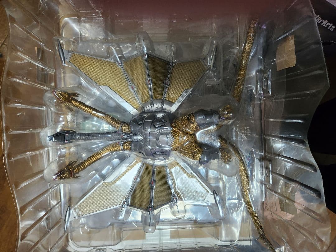 S.H.MonsterArtsメカキングギドラ 新宿決戦 Special Set