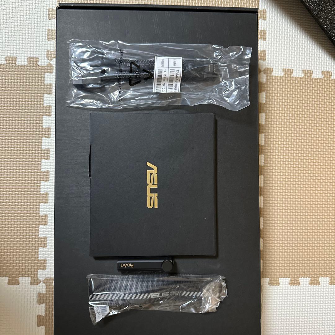 ASUS GeForce RTX 4070 Ti ProArt グラボ