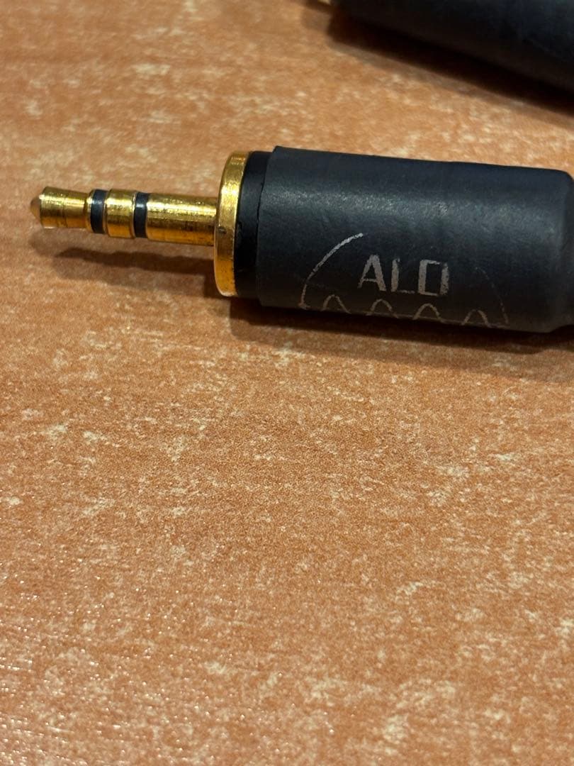 ALO Audio SXC 18 Mini to Miniケーブル