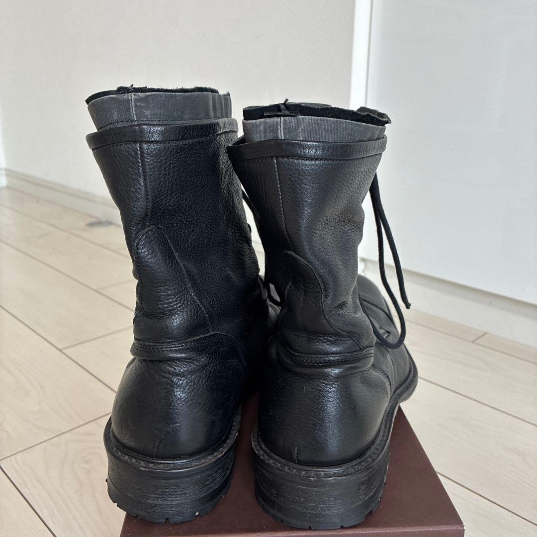 ブラックレザーブーツ
