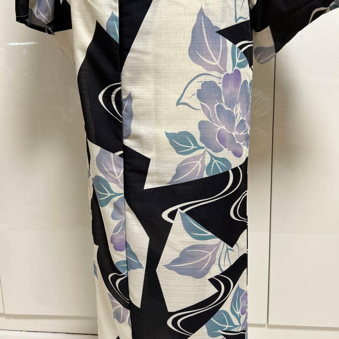 浴衣 ユカタ ゆかた ポリ100% Mサイズ 白✖️黒✖️薄い紫 M