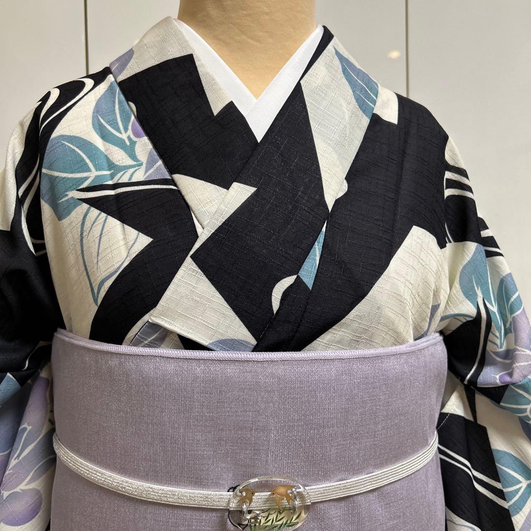 浴衣 ユカタ ゆかた ポリ100% Mサイズ 白✖️黒✖️薄い紫 M