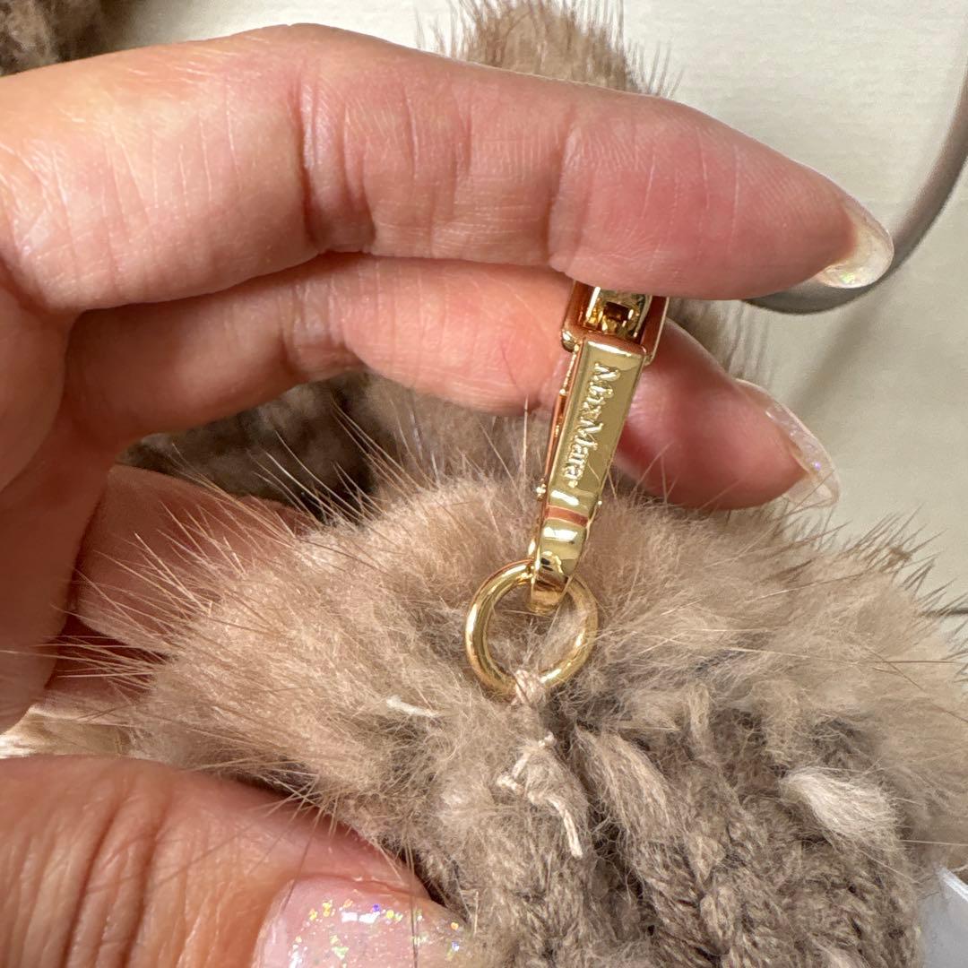 マックスマーラ　ブラウンファー冬用手袋 ストラップ付き