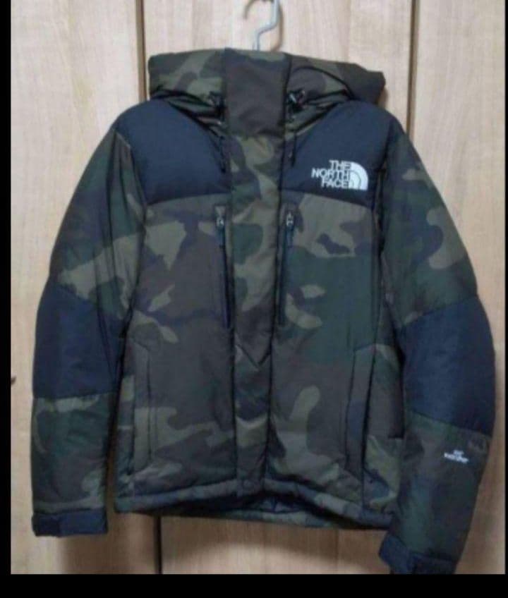 ノースフェイスバルトロライトジャケットカモ柄