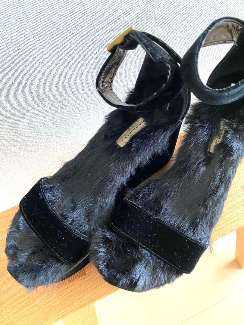 美品【ファビオルスコーニ 】ファー サンダル 35（22.5）
