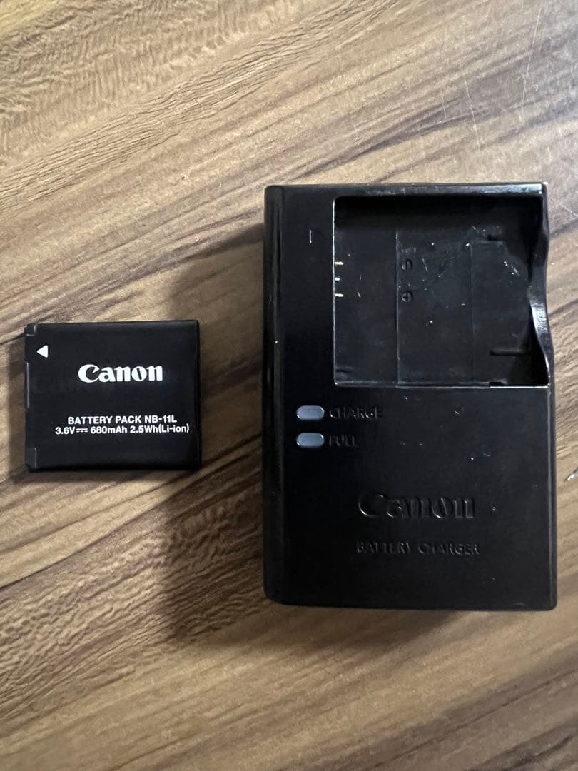 【値下げ】Canon IXY110f レッド コンパクトデジタルカメラ