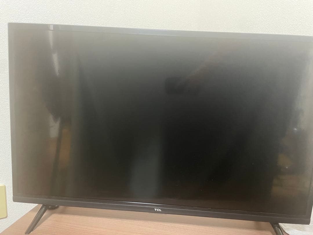 TCL 液晶テレビ 薄型デザイン