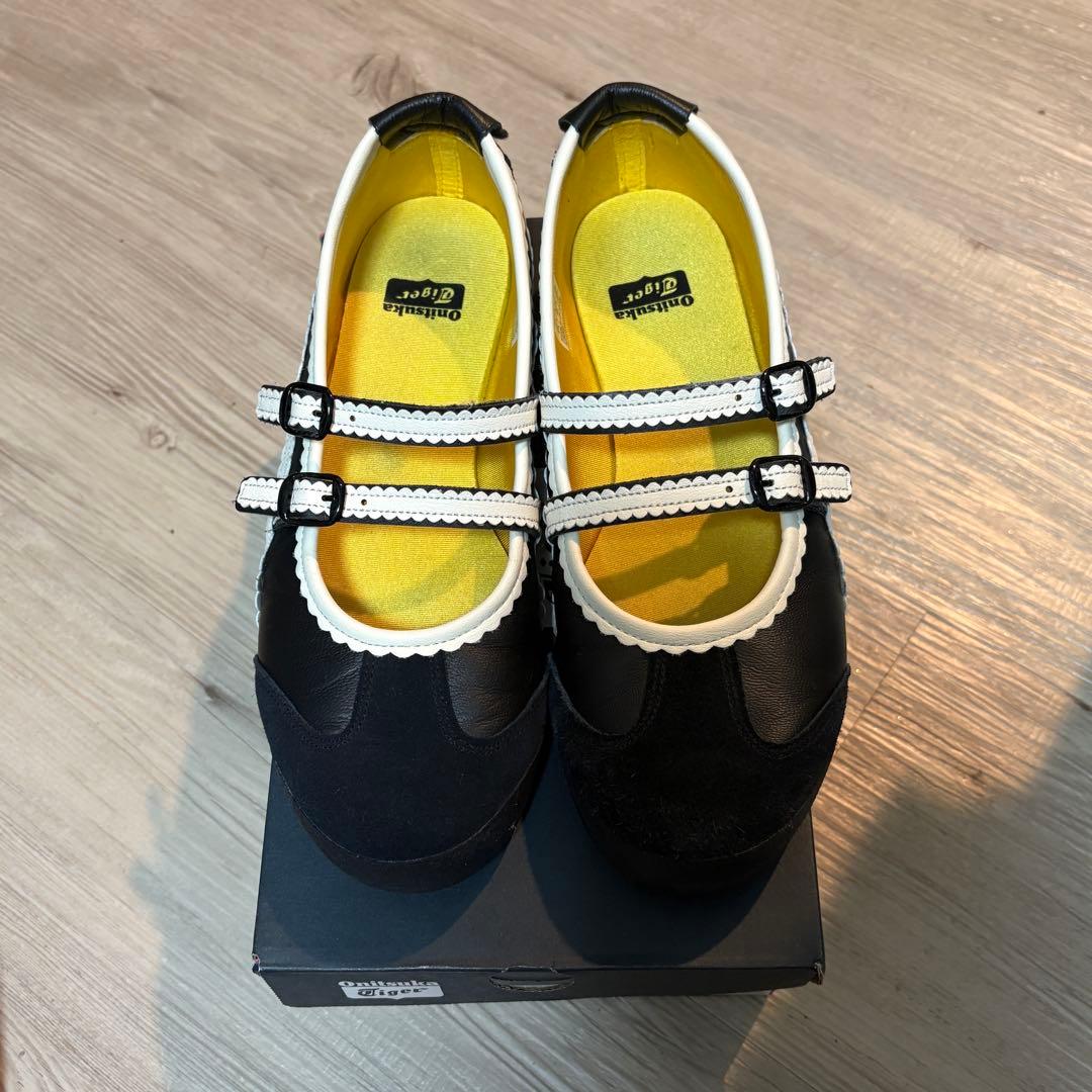 オニツカタイガー　MEXICO 66 TGRS　23.5 　　バレエシューズ