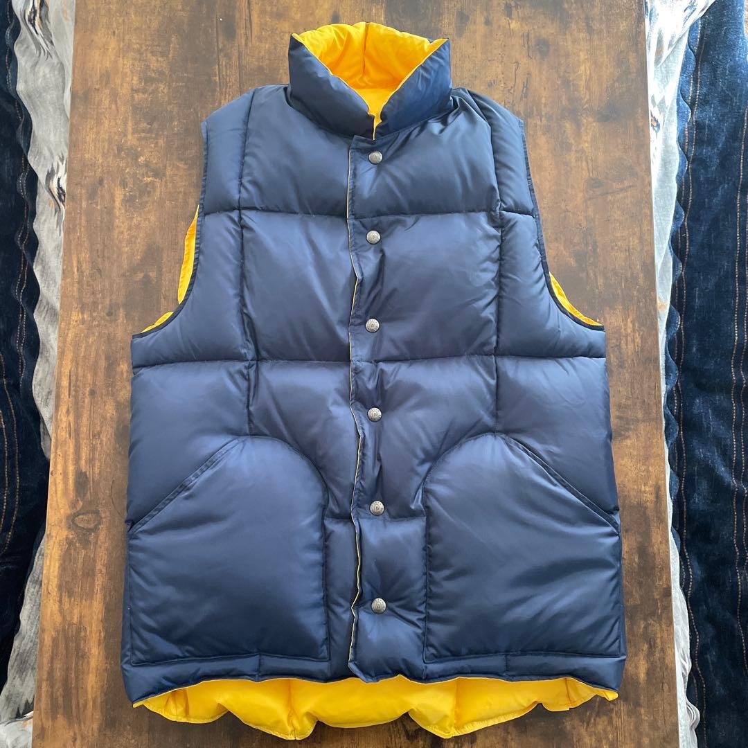 シェラデザイン　ビームスプラス別注　リバーシブルダウンベスト
