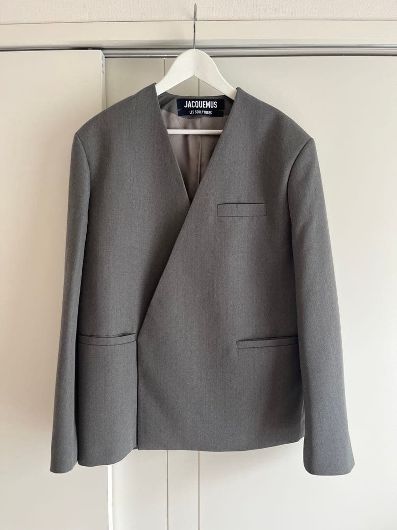 JACQUEMUS ノーカラージャケット