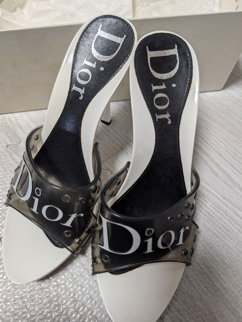 Dior ロゴ入り高ヒールミュール