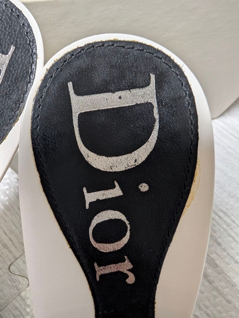 Dior ロゴ入り高ヒールミュール