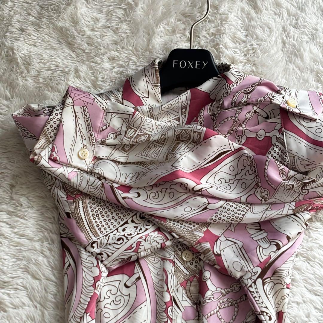 人気完売品✨グレースクラス　スカーフプリントワンピース　ベルト　七分袖　総柄