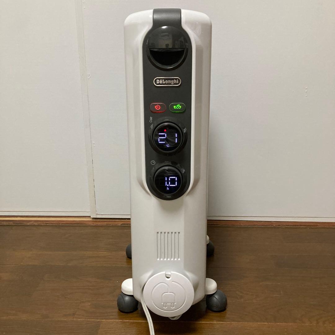 美品　デロンギアミカルド オイル ヒーター RHJ35M0812