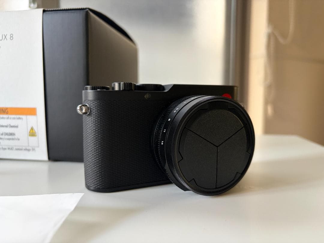 【試し撮りのみ美品・長期保証付・オートレンズキャップ】Leica D-LUX8
