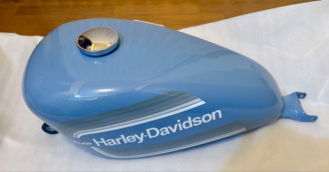 スポーツスター07〜タンク・リアフェンダーセット　カスタムペイント