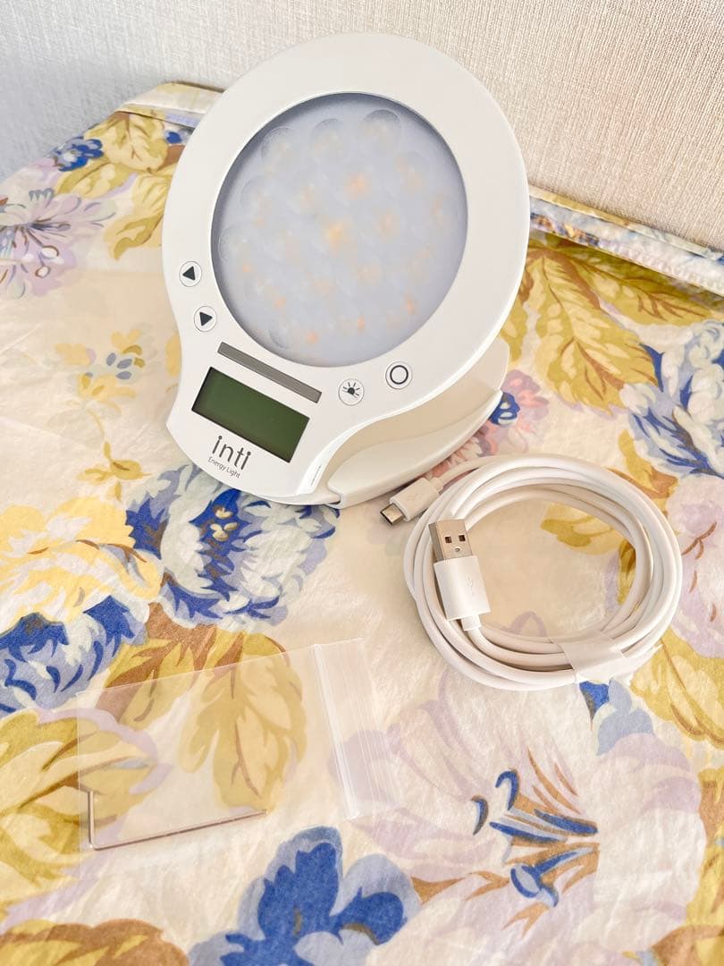 【半額】Inti4s トトノエライト先発品　生産終了　2万ルクス　めざましライト