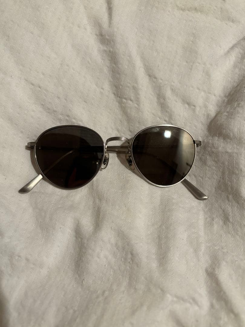 Oliver peoples ラウンドサングラス メタルフレーム ブラック