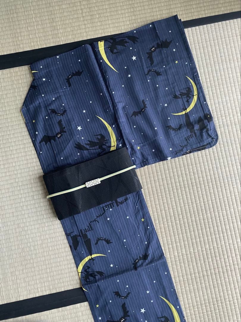 夏のセール10.000→8000円　浴衣　未使用　ネイビー　ハロウィンみたいな柄