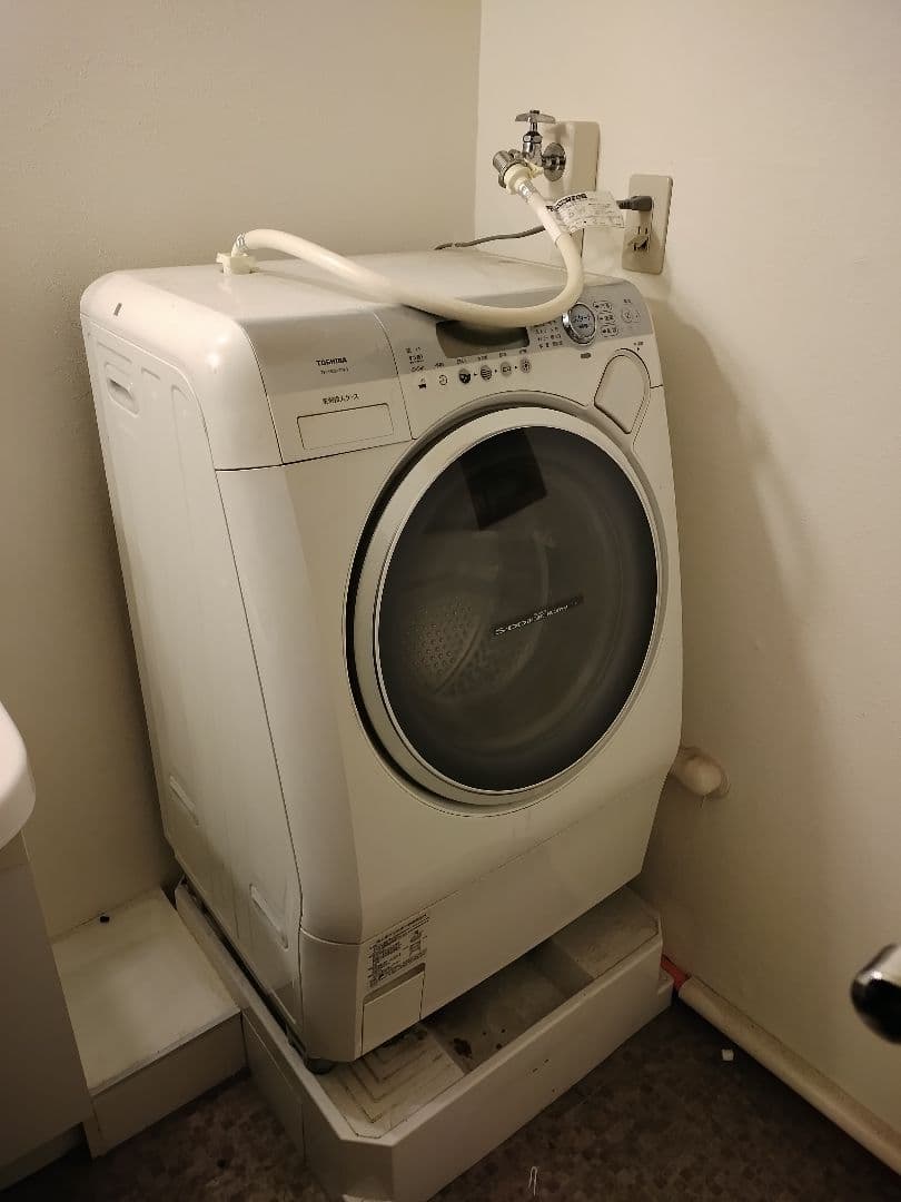 ※広島引取り限定　ドラム式洗濯機 本体 ホワイト