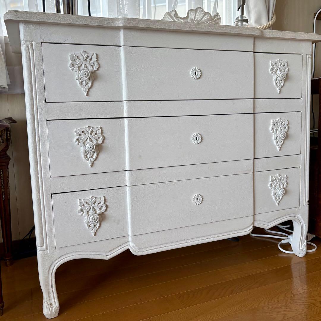 フランス BLANC D'IVOIRE ブラン ディボワール　チェスト