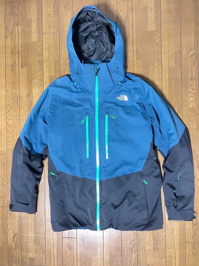 The North Face フード付きスキーウェア