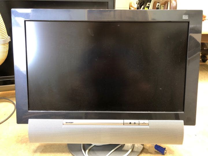 【送料込】 シャープ26インチパソコンモニター兼液晶テレビ IT-26M1