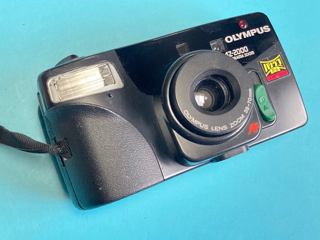 かわいい！　軽量！　使いやすいコンパクトフィルムカメラ　OLYMPUS