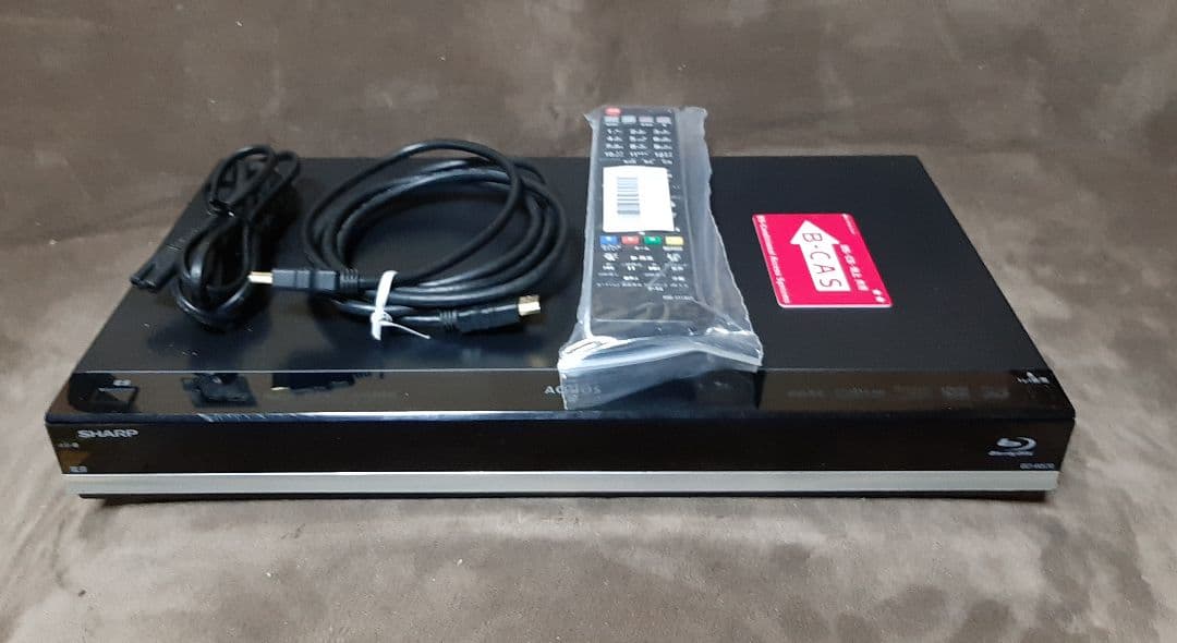 シャープ　BD-W570　W録　500GB