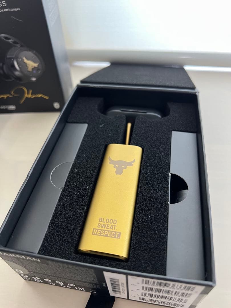 プロジェクトロック×JBL Bluetoothイヤホン