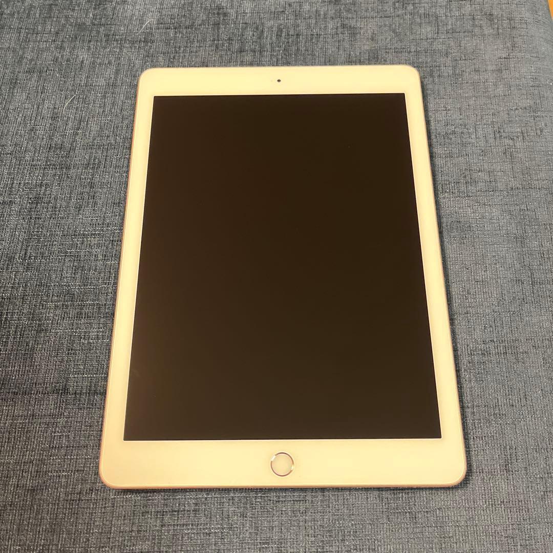 美品　iPad 第6世代　128G Wi-Fiモデル 充電器付き