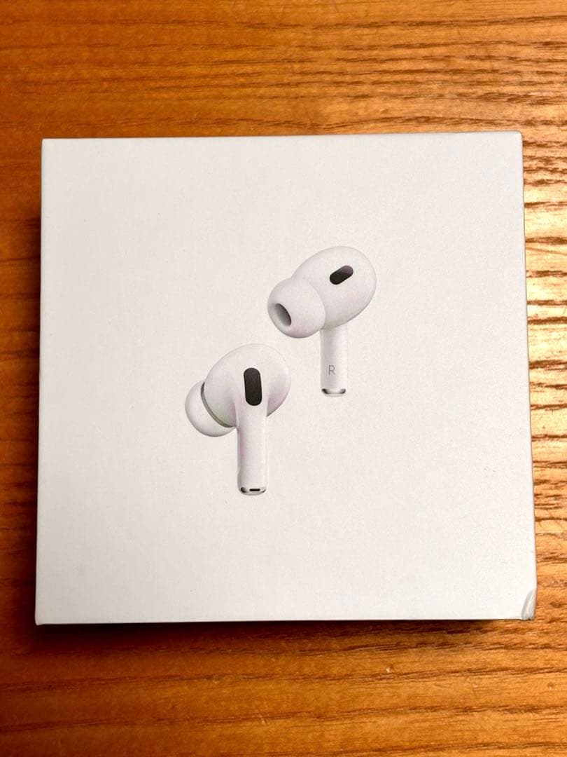 AirPods Pro 第２世代 本体 充電ケース＋保護ケース付き