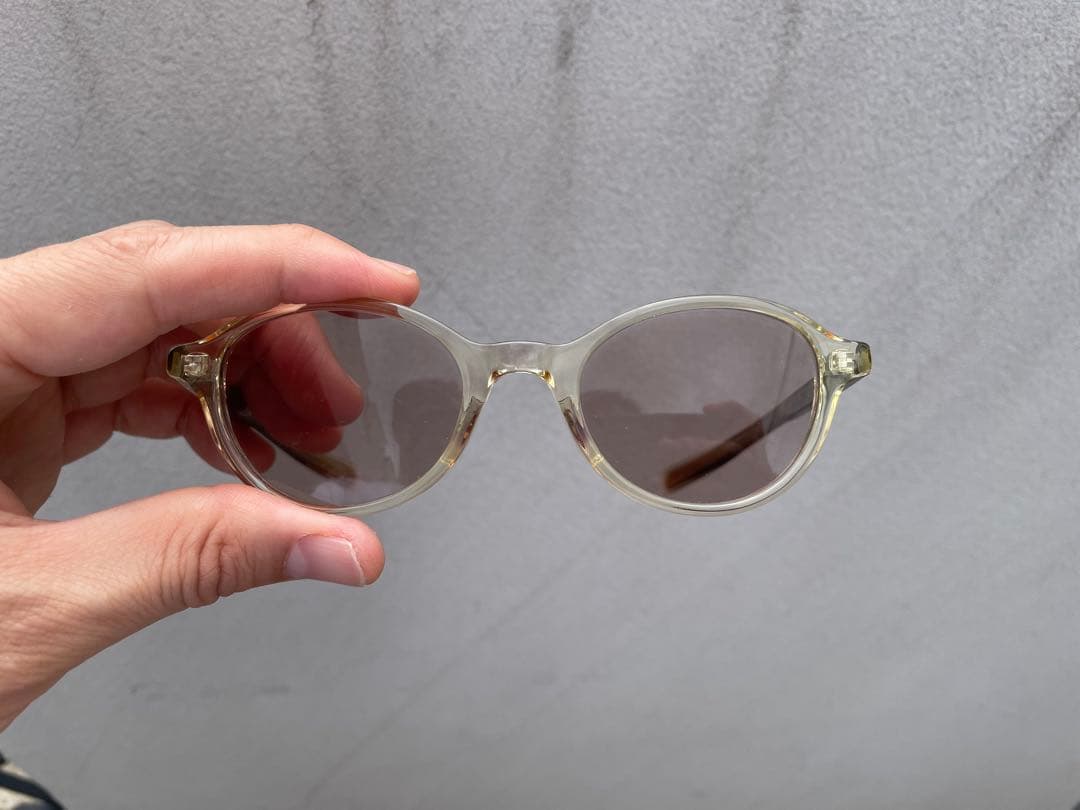 OLIVER PEOPLES メガネ　サングラス　調光レンズ　！！