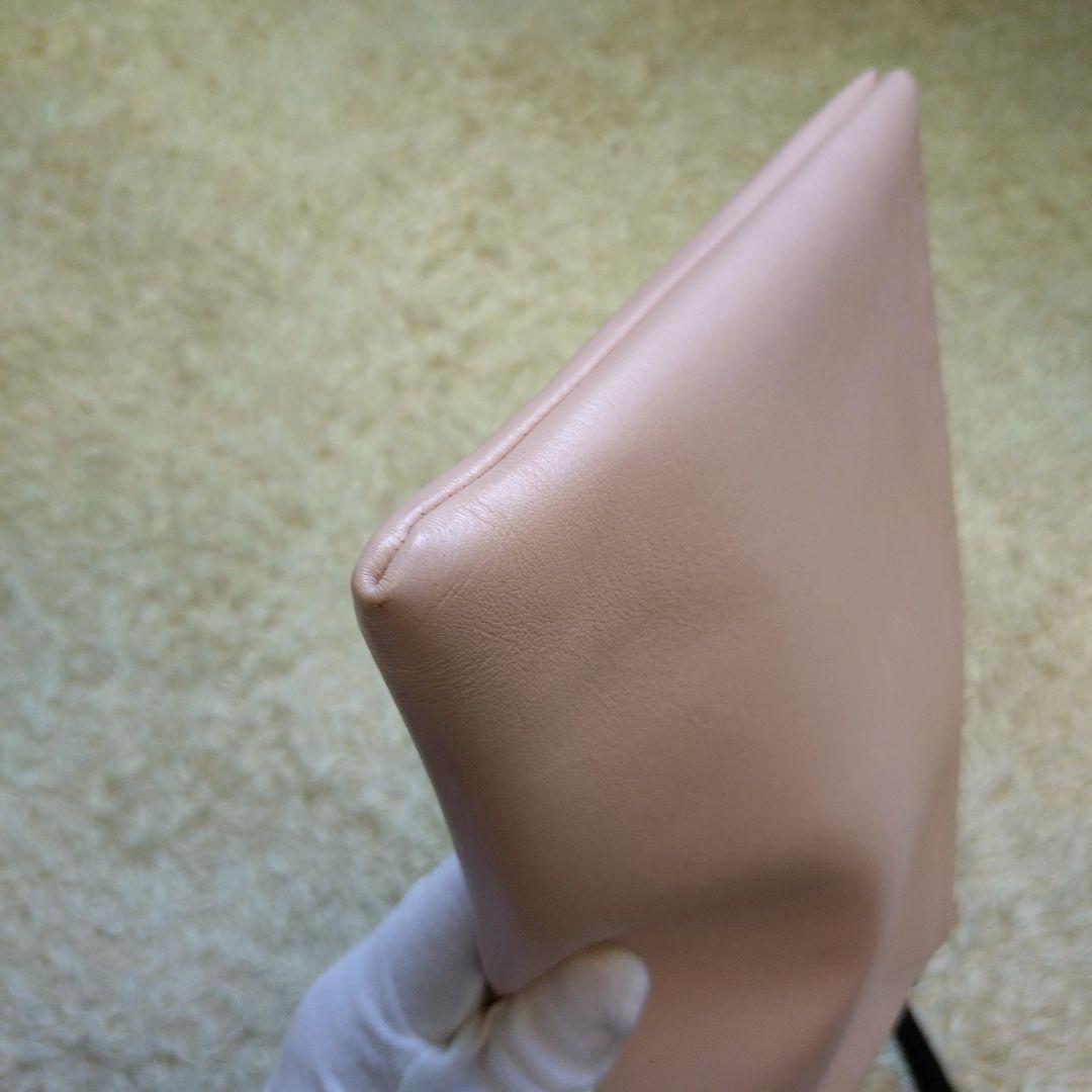 美品⭐フェンディ　クラッチバッグ　ピンク　ローマ　デカロゴ　レザー