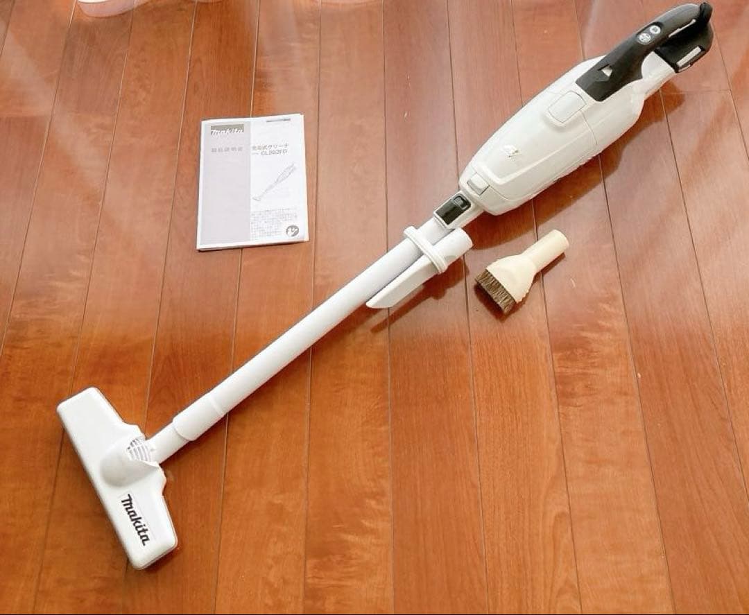 Makita 充電式クリーナー CL282FD（バッテリー無し）