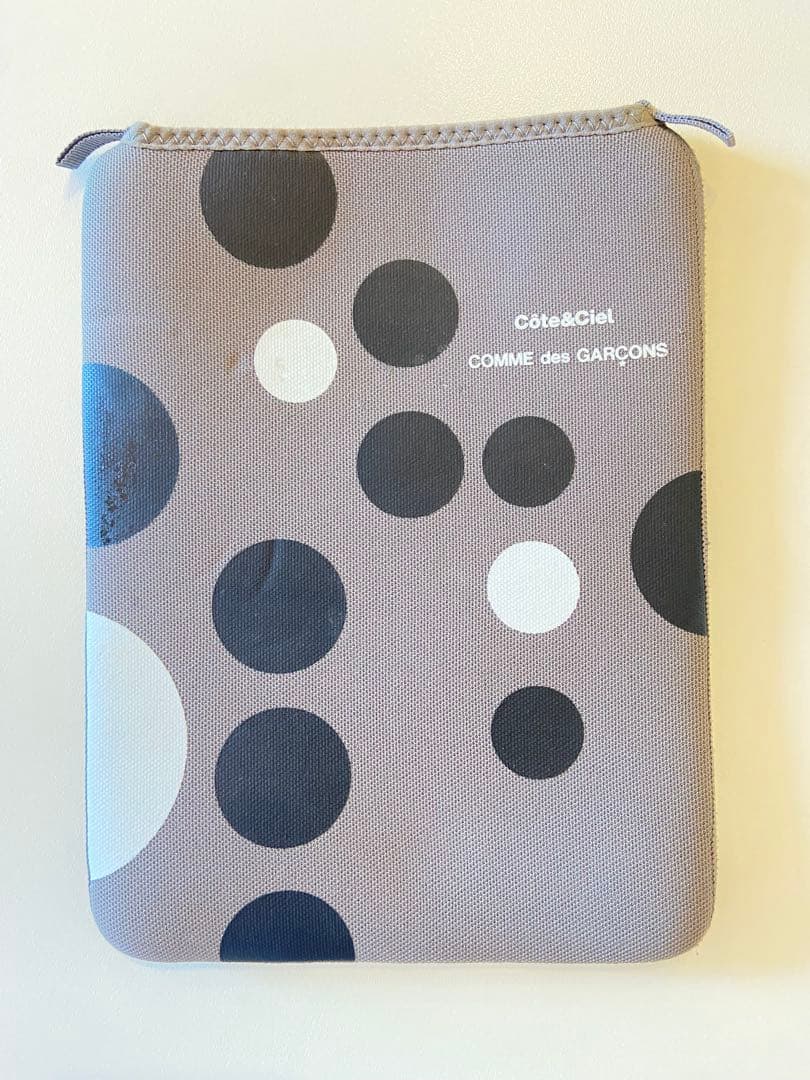 レア★コムデギャルソン　タブレットケース