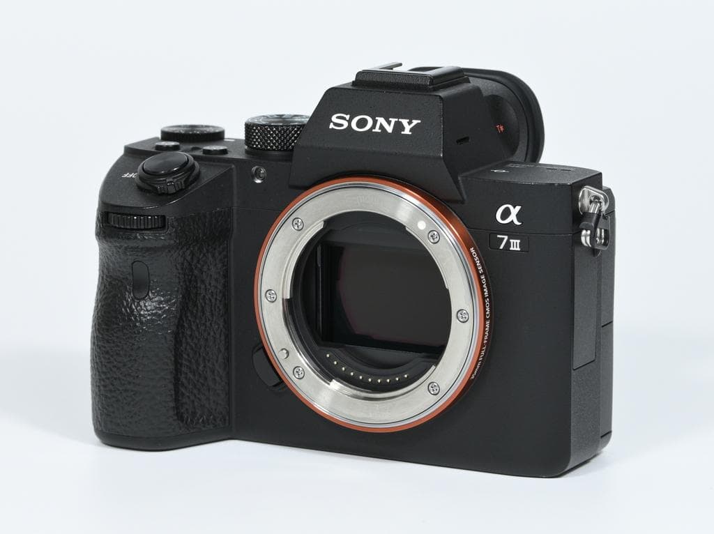 【美品】 ソニー α7 III ILCE-7M3 ボディ 《ショット数9650》