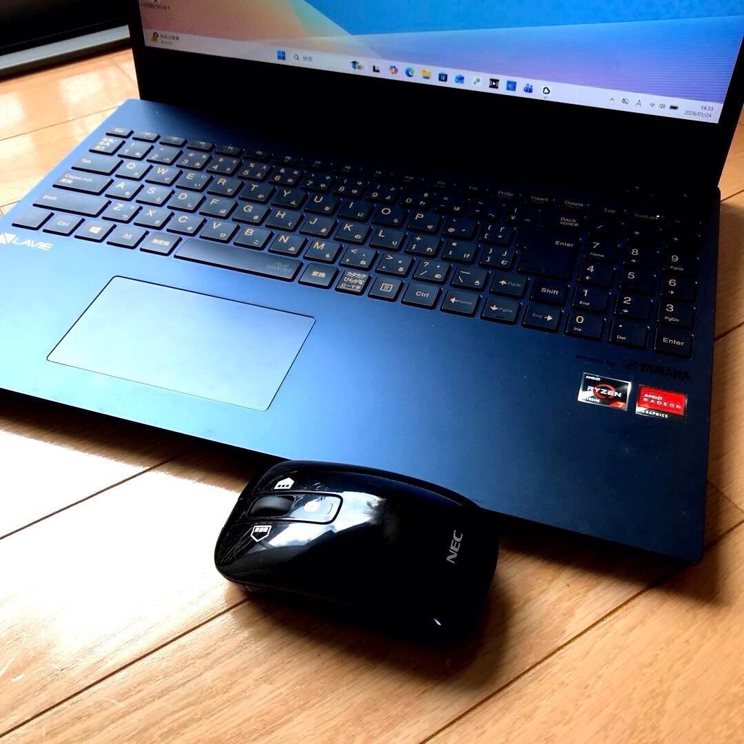 美品NEC LaVie N1585/AAL(M.2NVMe SSD 1TB)